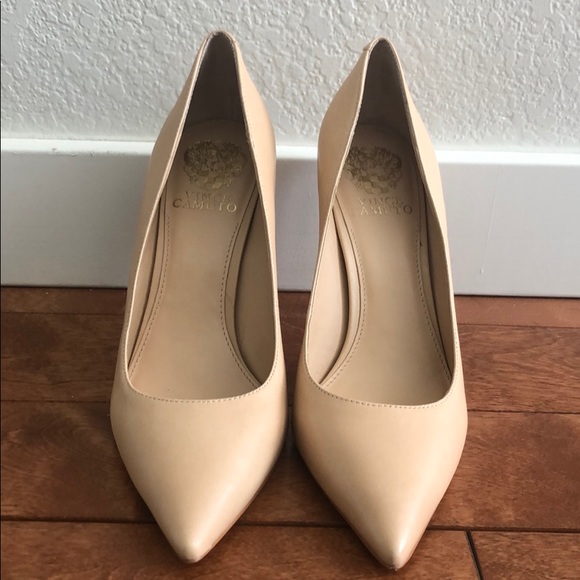 Vince Camuto Nude Stilettos pumps - Picture 1 of 5